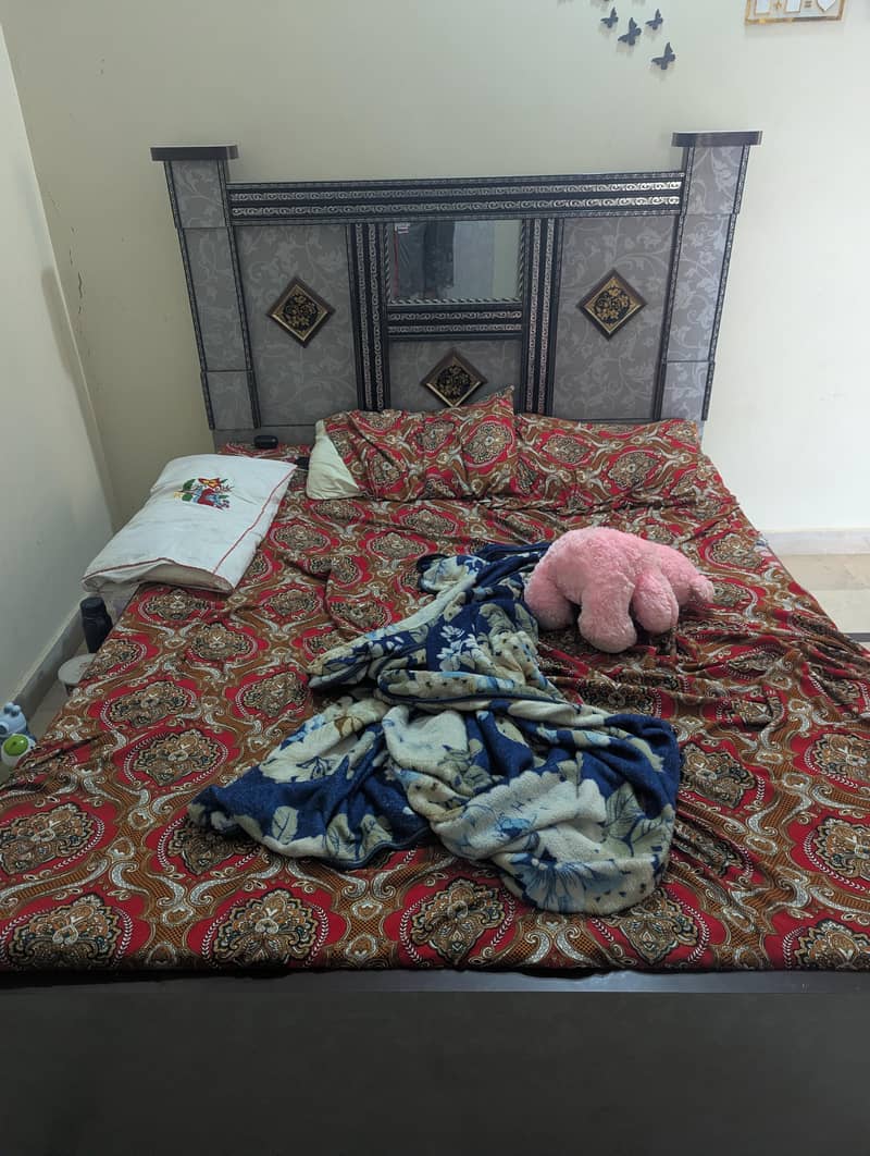 bed almari cupboard wardrobe Complete set 2