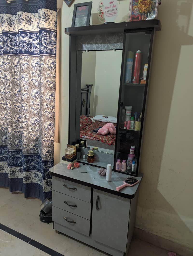 bed almari cupboard wardrobe Complete set 5