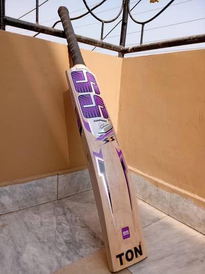 HARD BALL BAT MAIDE IN SIALKOT KASHMIRWILLOW