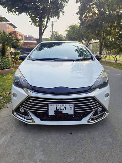 Toyota AQUA GS sports edition