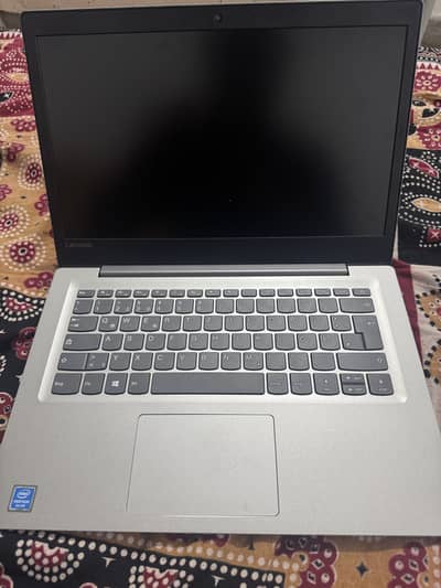 Lenovo ideapad S130-14igm