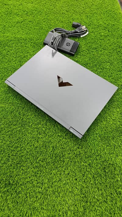 HP Victus Gaming 16, Ryzen 5-5600H, 16", 1TB SSD,16GB RAM,4GB Nvidia G