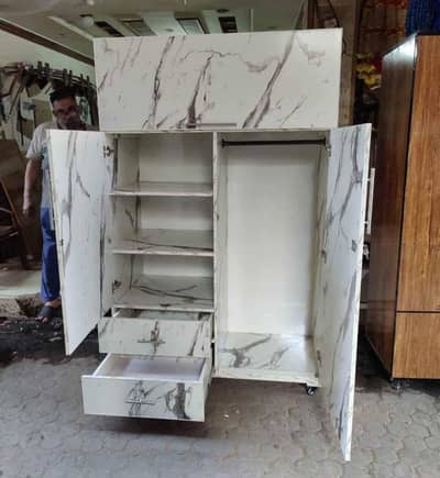 New Big cupboard  / Almari  / wardrobe  / 0316,5004723