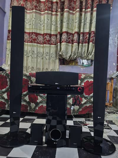 LG home theater system 5.1