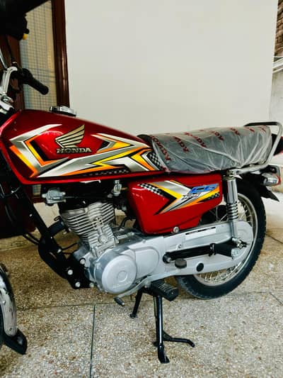Honda CG 125 | 0325 - 6181733