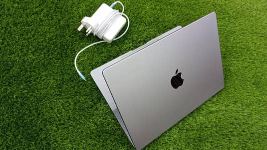 Apple Macbook Pro 2021, 14.2", M1 Pro, 16GB RAM, 512GB SSD