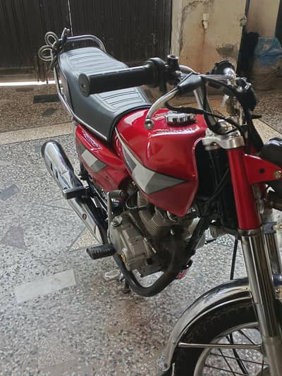 Honda CG 125 2012 model 2nd owner own my name pack Engine