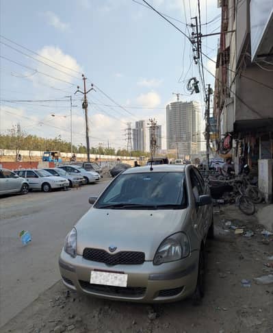 Toyota vitz 2001 reg 2006