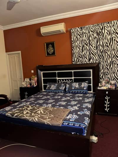 Wooden Bed set with mattress, sidetables , dressing table