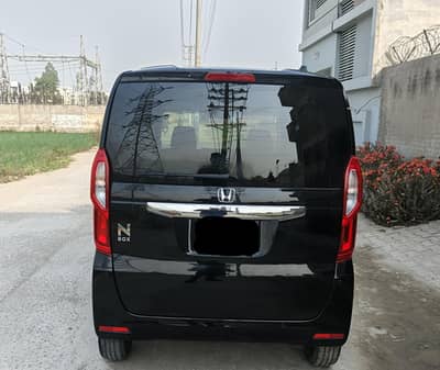 HONDA N BOX 22 Model G package Total Genuine 100% Package: G.  Model: