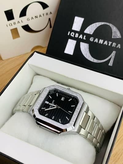 Patek philippe watch in brand new condition in affordable price