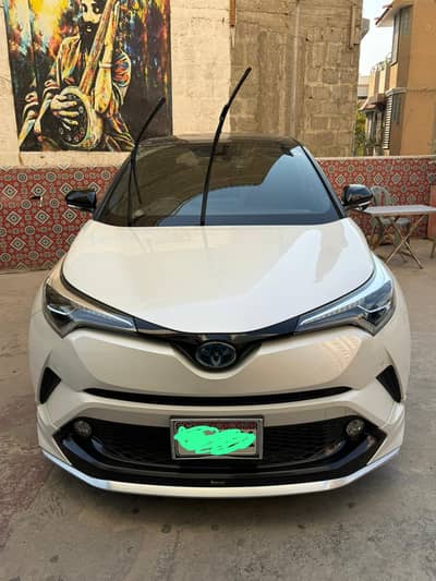 Toyota C-HR G LED 2018