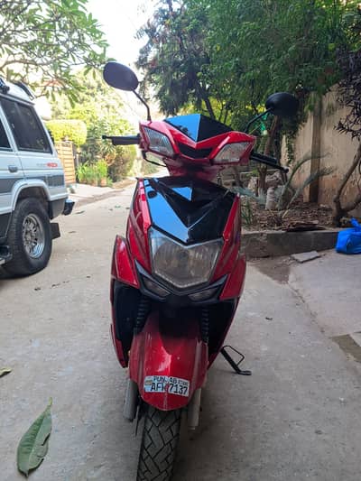 Petrol scooty 100cc