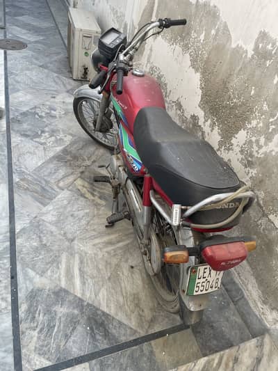 HONDA CD 70 RED COLOR PERFECT CONDITION