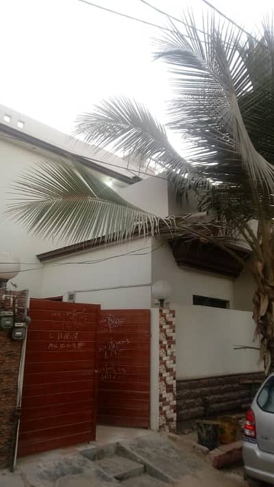 House Sized 120 Square Yard In Gulshan-E-Azeem