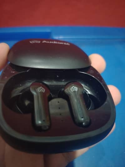 Audionic 550 Sliding Earbuds || Quad Mic Enc || Black Color