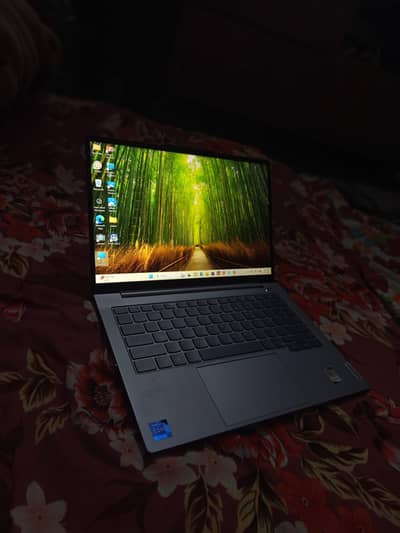 Lenovo i7 13 gen