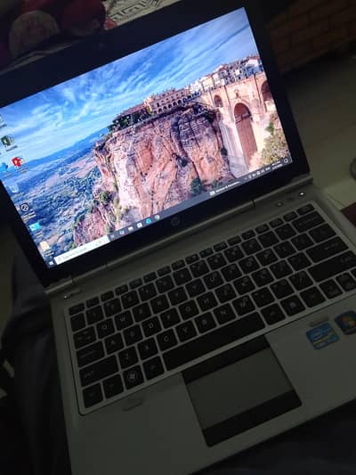 HP Elite Book 2570up