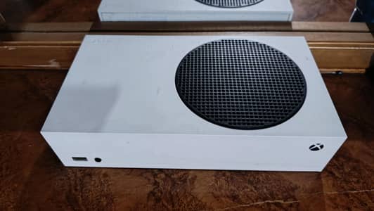 Xbox Series S (UK Import) - 100% Working | Minor Dent