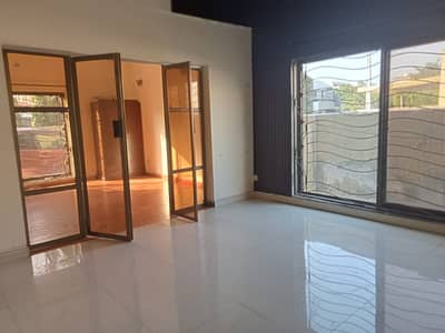 One Bedroom Available For Rent Hundred Percent Original Picture