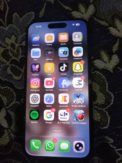 Iphone 16 non pta jv good exelent condition 100 battery 35 cycle