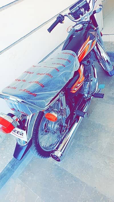 honda 125   20222 model