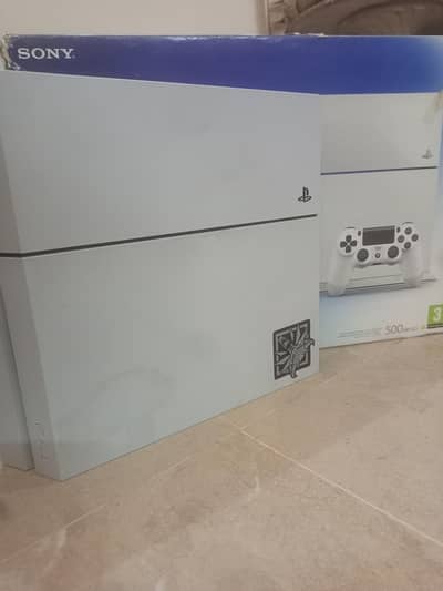 Playstation 4 Fat [Limited Edition: Glacier White]