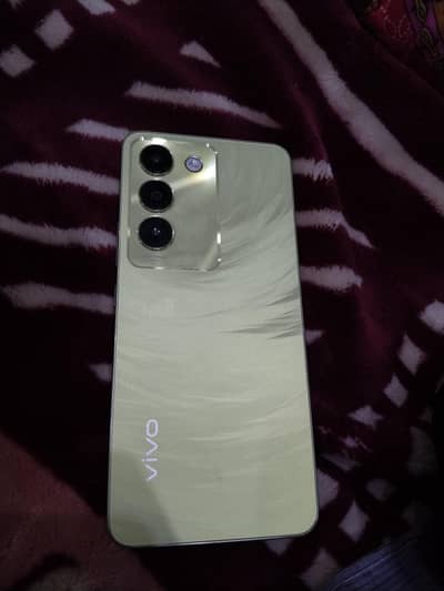 vivo y100