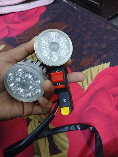 Bike Lights Like New Use ki he ni hai bilkul new hai