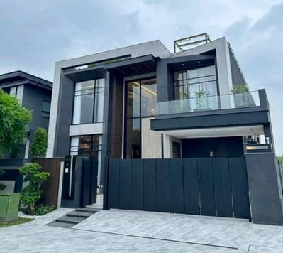 Unoccupied House Of 20 Marla Is Available For sale In DHA Defence