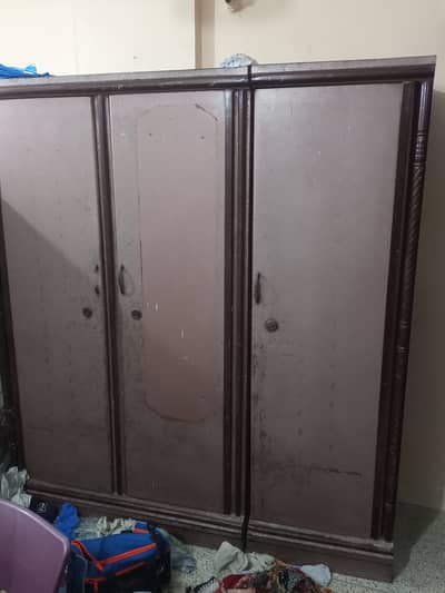3 doors cupboard