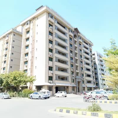 12 MARLA 4 BED BEAUTIFUL FLAT AVAILABLE FOR SALE IN ASKARI 11 SECTOR B