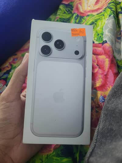 iphone 17 pro silver