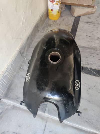 original l Tanki top tape 19 model ybr