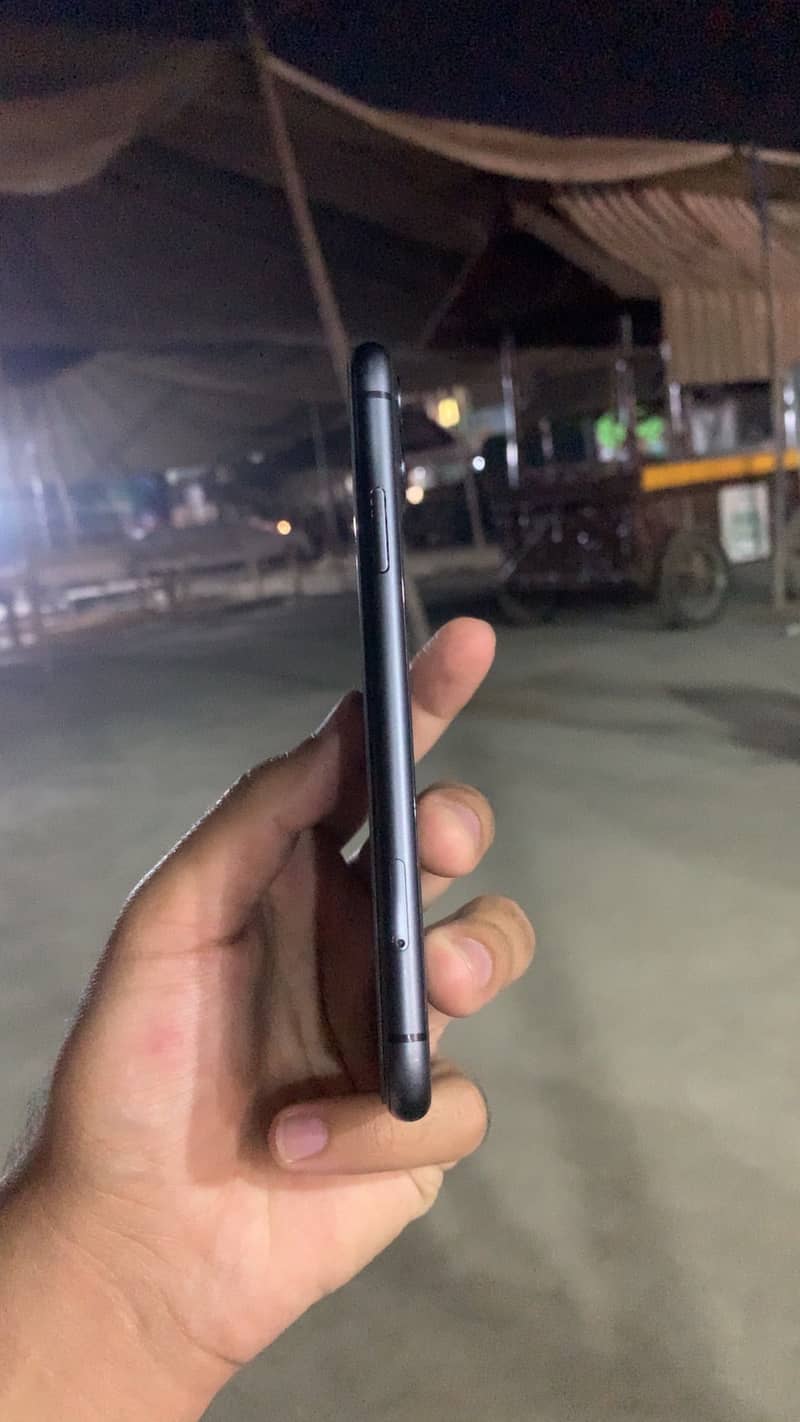 IPhone 11 1