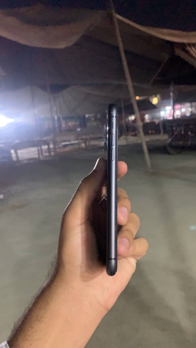 IPhone 11 2
