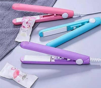 Mini Hair Straightner Available For Multi Colors
