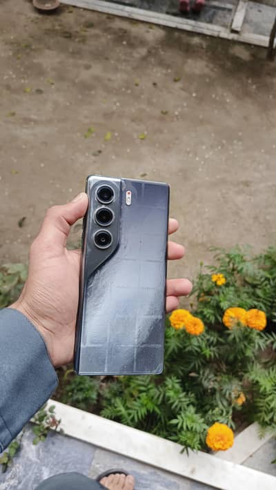 Tecno CAMON 40 PRO