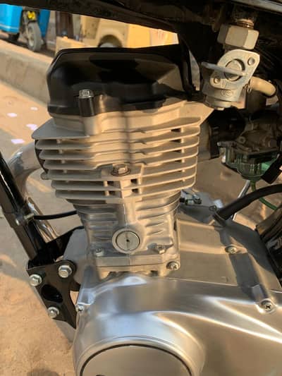 Honda 125cc urgent for sale  03072587001 serious WhatsApp call me