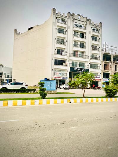 A SHOP FOR SALE IN THE PRIME LOCATION OF   Dream Gardens