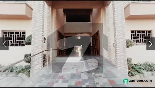 Park Facing Beautiful Top Floor Four Bed Flat Available For Rent