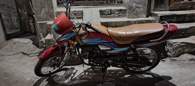 HONDA PRIDOR 2017, Excellent Condition, Original Engine, Smooth Ride.