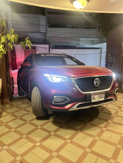 MG HS TROPHY 1.5 TURBO