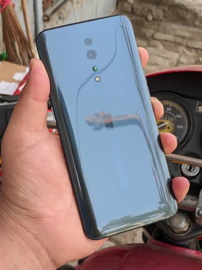 oppo Reno z back brake  front camera ma dust haall ok koi fault ni