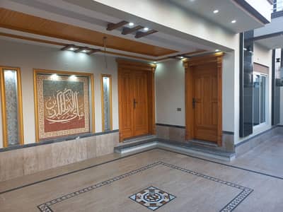 10 Marla brand new Spanish house available for rent in Lda avenue 1 lahore