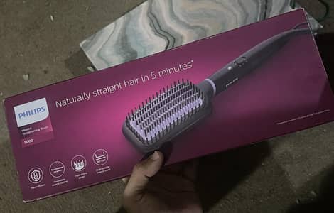 Philips StyleCare Heated Straightening Brush