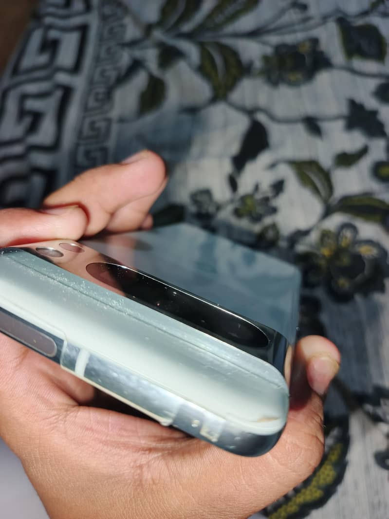 Google pixel 8 pro 7