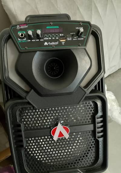 Audionic Iqra HQ30 speaker