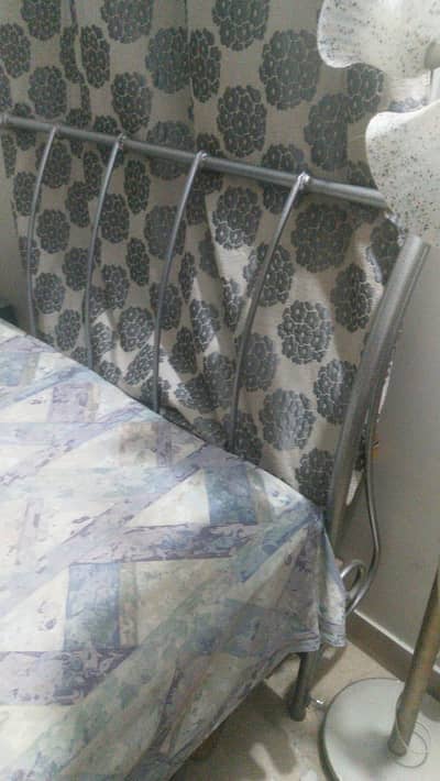 iron bed for sell