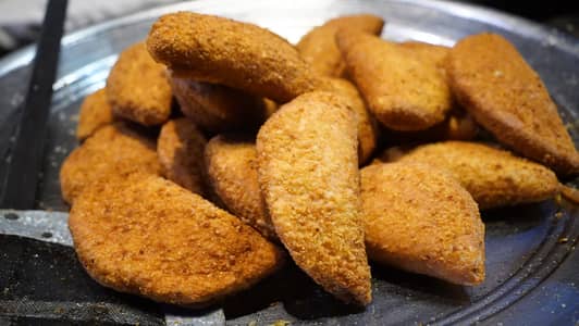 Fried Items Avaliable Arbian Puff Just 130 Rupees